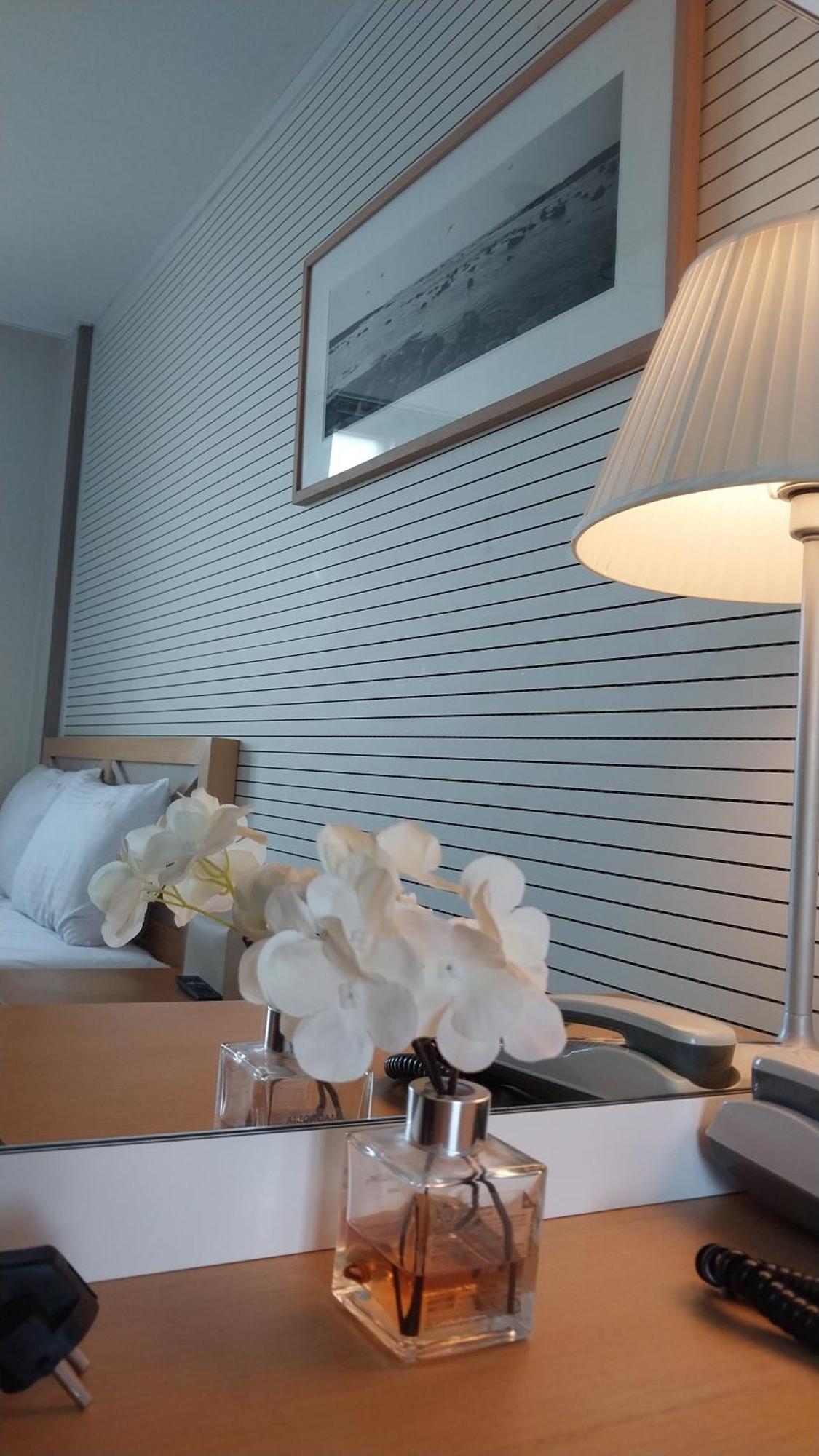 Golden Park Hotel Jeju Exterior photo